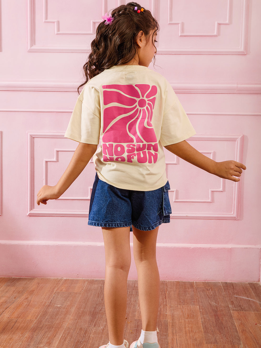 VITAMINS-GRAPHIC-KNITED TOP