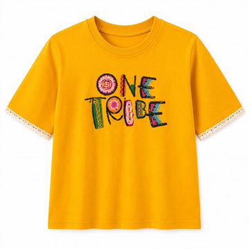 VITAMINS ONE TRIBE EMBROIDERED BOXY FIT T-SHIRT