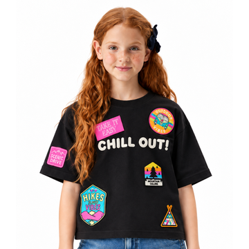 VITAMINS CHILL OUT BOXY FIT T-SHIRT EMBELLISHED WITH PATCHES
