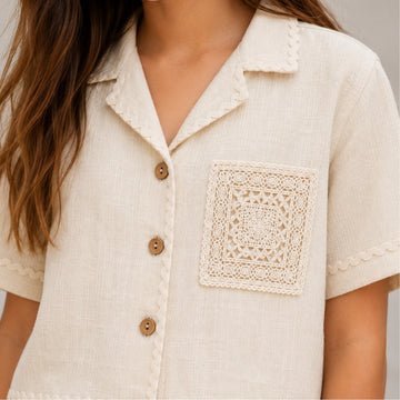VITAMINS EMBROIDERED CROCHET POCKET MATCHING SHIRT